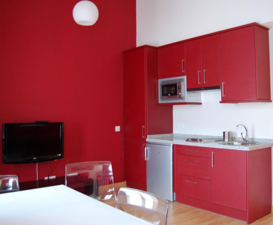 Apartamentos Plaza Mayor Llanes Værelse billede